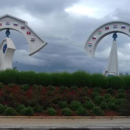 Matej Tar * Πόρετς