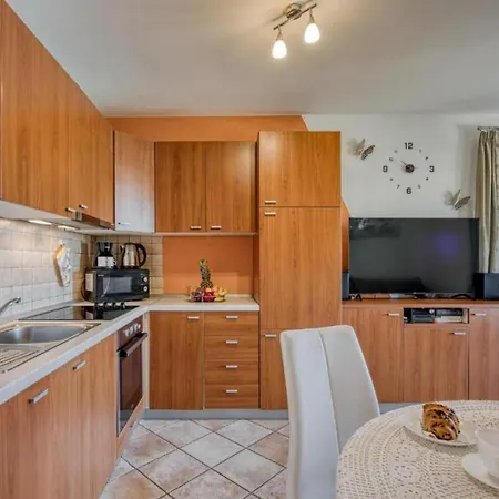 Matej Tar Apartment *