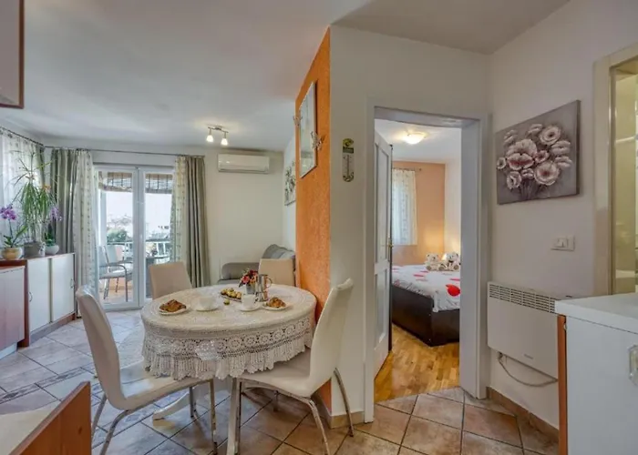 Matej Tar Apartman Porec